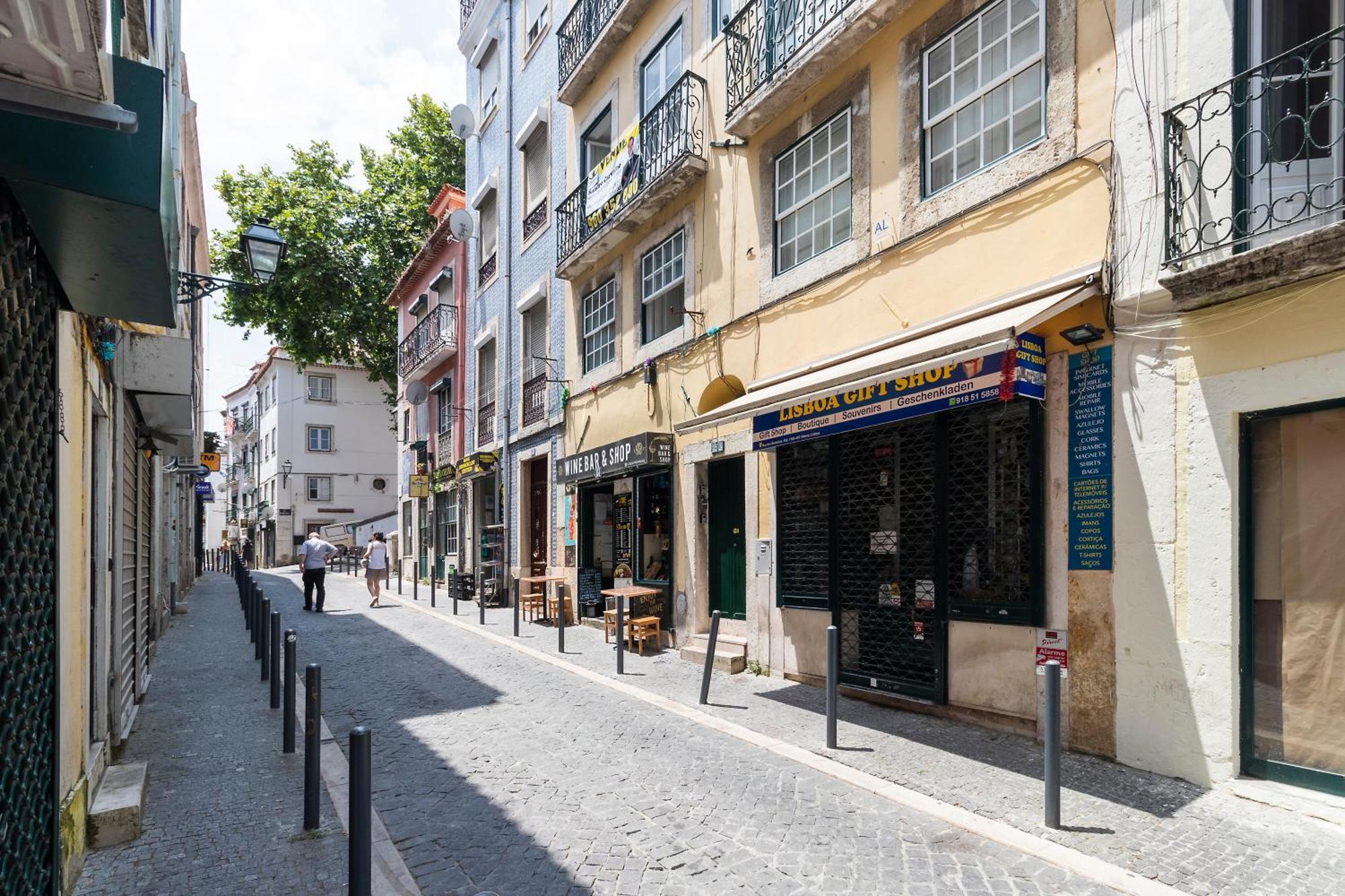 Alfama Patio Apartments Lisbon Exterior photo